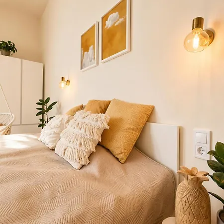Csendes Stúdió Veszprém Mellett Apartman *